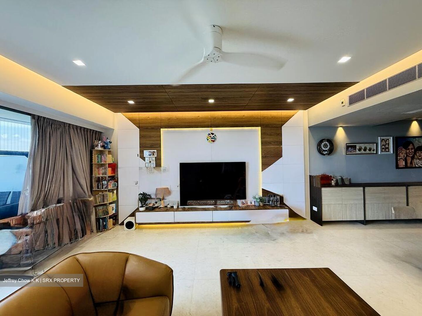 SilverSea (D15), Condominium #561310101